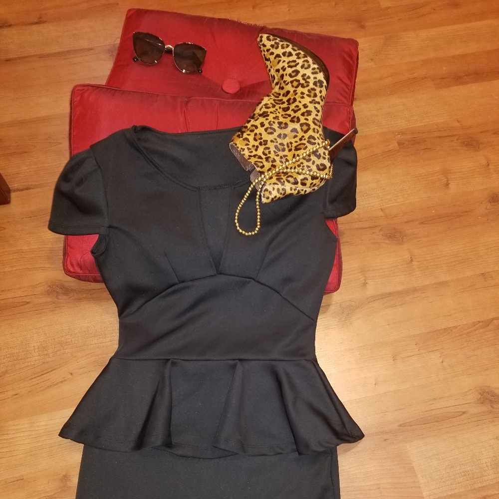 Sexy peplum minidress